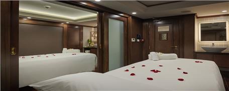 Du thuyền Paradise Legacy